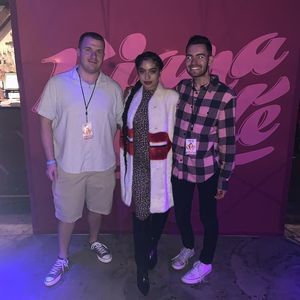 Meet your Posher, Devin